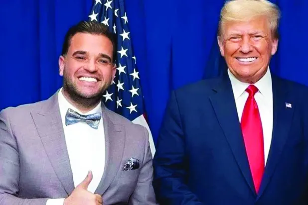 مبعوث ترمب إلى العراق يشترط نزعاً «شاملاً» لسلاح الفصائل